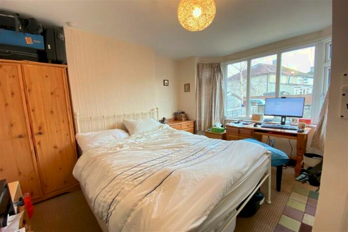 4 Bedroom Semi-Detached House To Rent In Purcell Road, Marston, Oxford, Oxfordshire, OX3