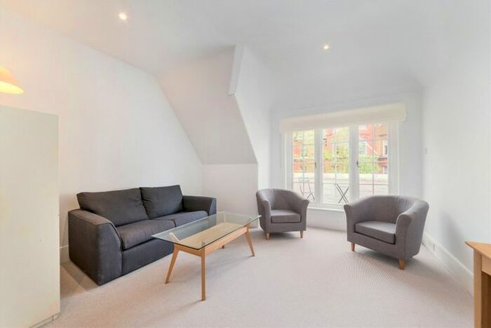 1 Bedroom Flat To Rent In Drayton Gardens, Chelsea, London, SW10