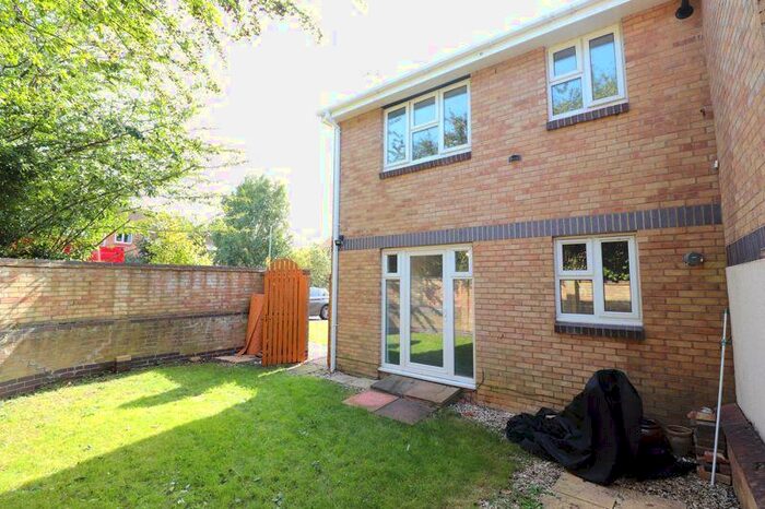 1 Bedroom Semi-Detached House To Rent In Staunton Close, Gloucester, GL4
