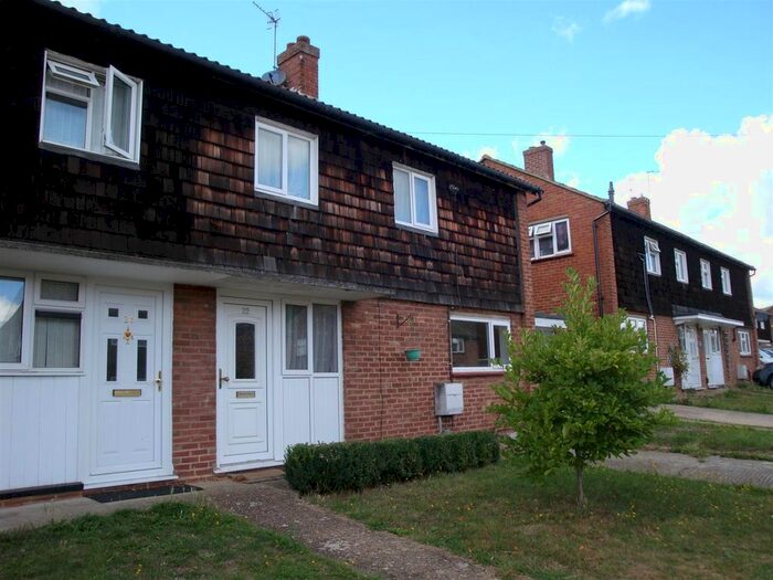 3 Bedroom Property To Rent In Rickyard, Guildford, GU2