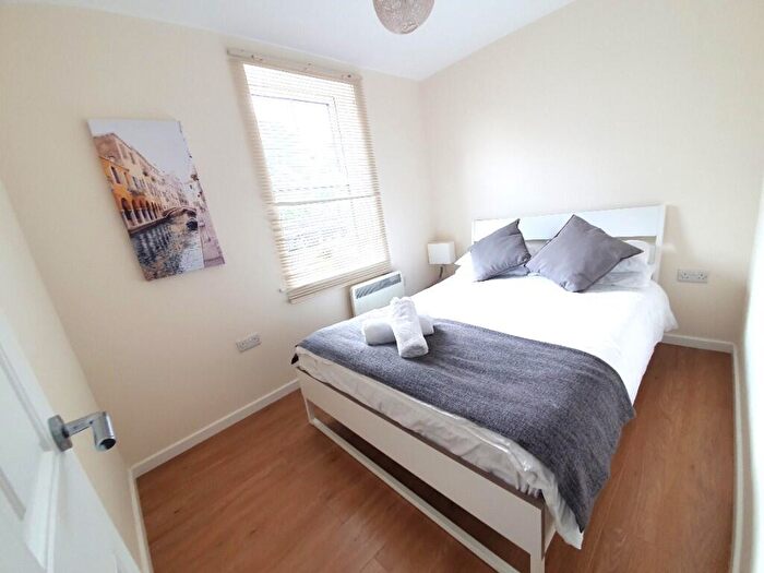 2 Bedroom Flat To Rent In Daniel Hill Mews, Sheffield, S6