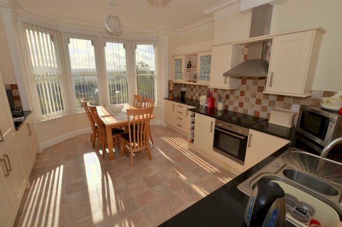 3 Bedroom Apartment For Sale In Apartment, St Matthews Terrace, Leyburn, DL8