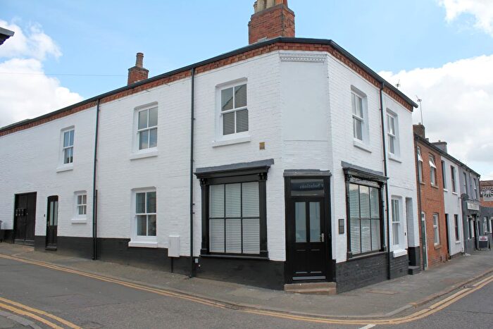 2 Bedroom Flat To Rent In London Road, Oadby, Leicester, LE2