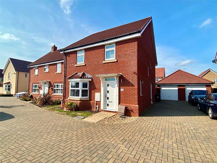 4 Bedroom Detached House For Sale In Waller Drive, Attleborough, Norfolk, NR17