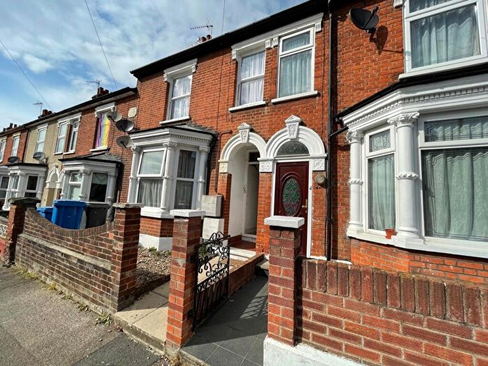 2 Bedroom Flat To Rent In Oxford Road, Ipswich, IP4