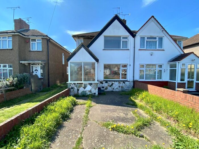 3 Bedroom Property To Rent In Crowland Avenue, Hayes, UB3