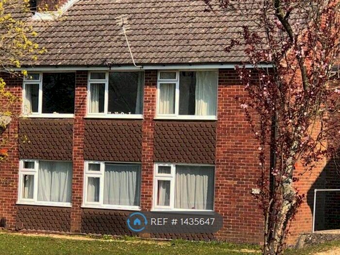 2 Bedroom Maisonette To Rent In Hiltingbury Road, Chandler's Ford, SO53