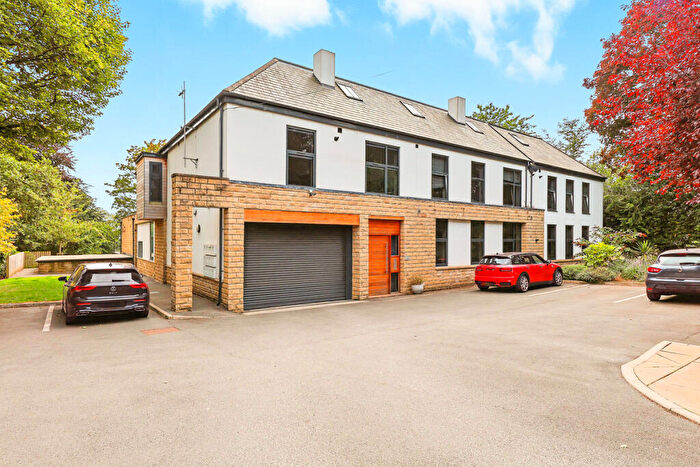 2 Bedroom Apartment For Sale In Allerton Park, Leeds, LS7