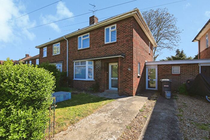 3 Bedroom Semi-Detached House For Sale In Eastern Avenue, Peterborough, PE1