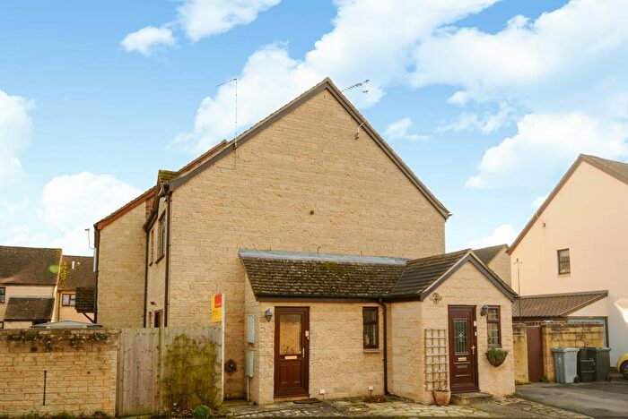 1 Bedroom Semi Detached House To Rent In Manor Road, Witney, OX28