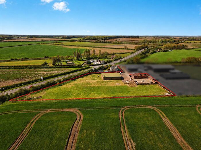 4 Bedroom Barn Conversion For Sale In Crossroads, Sutton, Retford, DN22