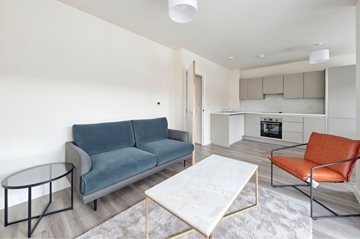 2 Bedroom Flat To Rent In Honeysuckle House, Springfield Drive, Tooting, SW17