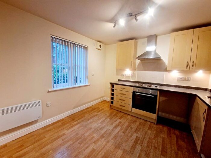 2 Bedroom Flat To Rent In Rubys Walk, Balderton, Newark, NG24