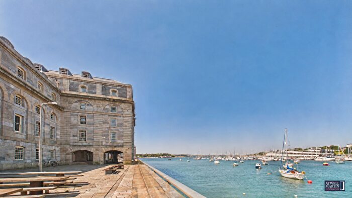 1 Bedroom Flat For Sale In Royal William Yard, Plymouth, PL1