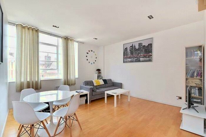 2 Bedroom Apartment To Rent In Strype Street, London, E1