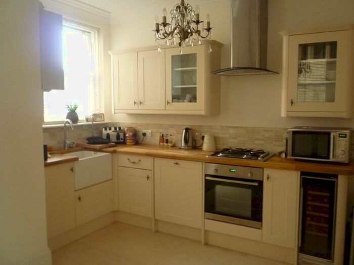 2 Bedroom House To Rent In Pitman Street, Cardiff, CF11