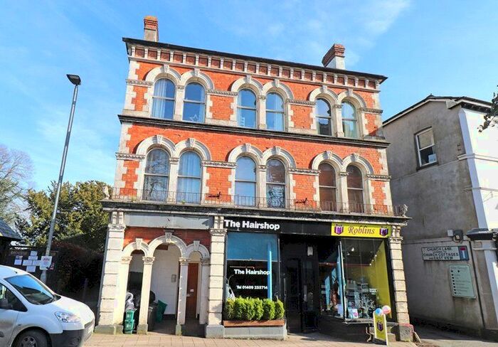 1 Bedroom Flat To Rent In North Road, Holsworthy EX22