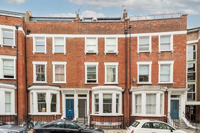 2 Bedroom Flat To Rent In Beaumont Crescent, West Kensington, W14