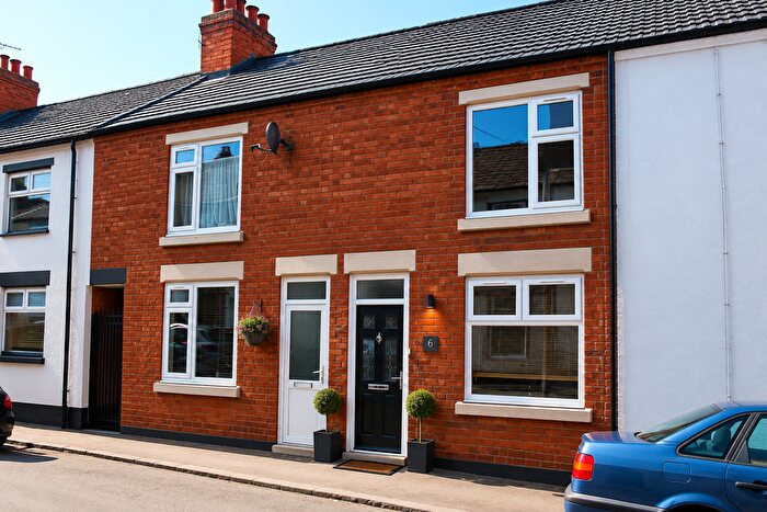 2 Bedroom Property To Rent In Dale Street, Rugby, CV21