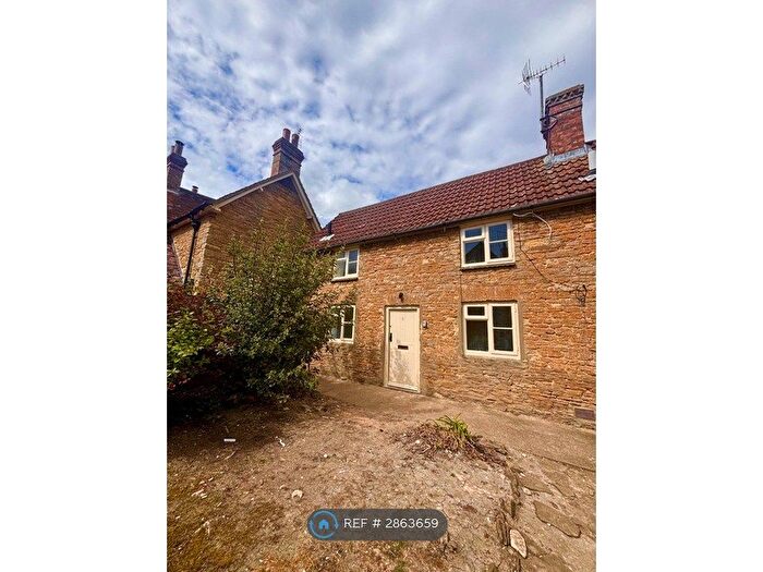 1 Bedroom End Of Terrace House To Rent In Vine Row, Bedford, MK43