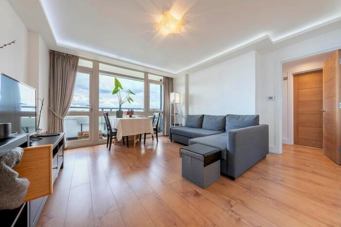 2 Bedroom Flat To Rent In Maida Vale, London, W9