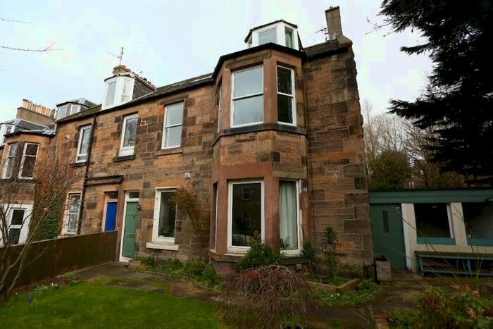 3 Bedroom Flat To Rent In Primrose Terrace, Shandon, Edinburgh, EH11