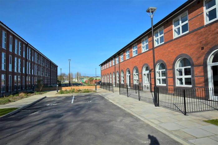 1 Bedroom Flat To Rent In Elmwood Avenue, Feltham, TW13