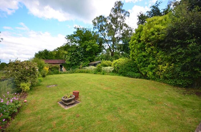 3 Bedroom Semi-Detached House To Rent In Dirtham Lane, Effingham, Leatherhead, KT24