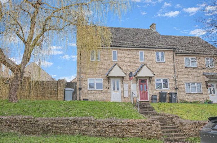 2 Bedroom Semi Detached House For Sale In Churchill Road, Chipping Norton, OX7