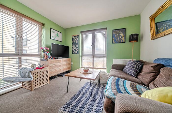 2 Bedroom Flat For Sale In Whitsun Leaze, Patchway, Bristol, BS34