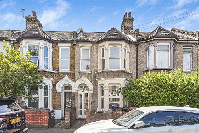 3 Bedroom Terraced House For Sale In York Road, London, E10
