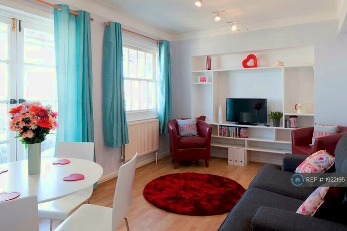 1 Bedroom Penthouse To Rent In Kings Road, Brighton, BN1