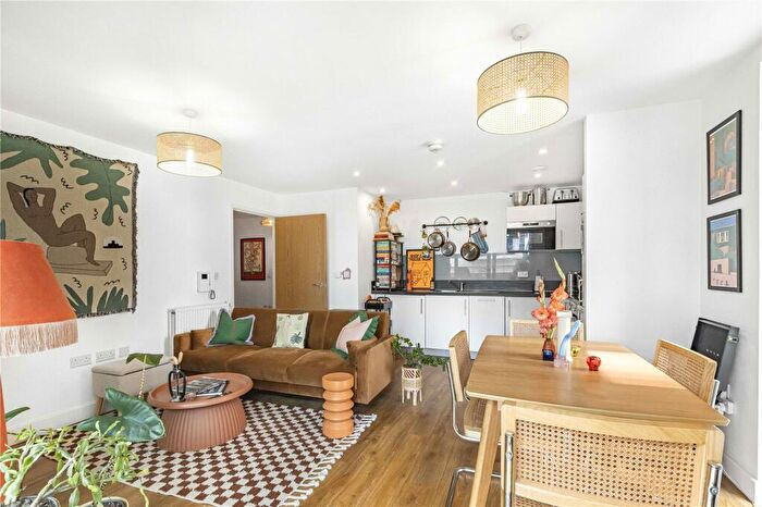 1 Bedroom Apartment To Rent In Marley House, Roseberry Place, London, E8