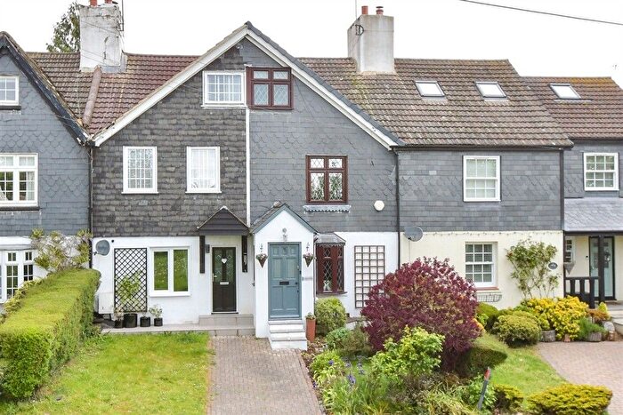 2 Bedroom Terraced House For Sale In Fawkham Road, West Kingsdown, Sevenoaks, Kent, TN15