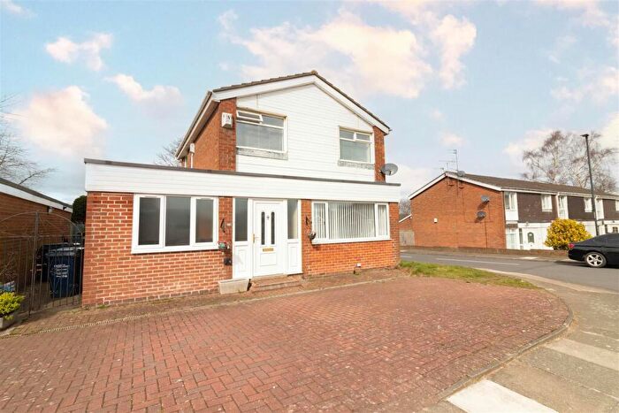 5 Bedroom Detached House To Rent In Uldale Court, Kingston Park, NE3