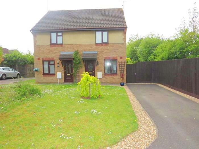 2 Bedroom Semi Detached House For Sale In Hoylake Drive, Farcet, Peterborough, PE7