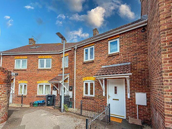 2 Bedroom Terraced House To Rent In Green Dragon Mews, Bridgwater, TA6