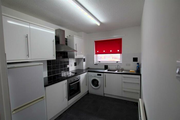 2 Bedroom Flat To Rent In Robertson Street, Greenock, PA16