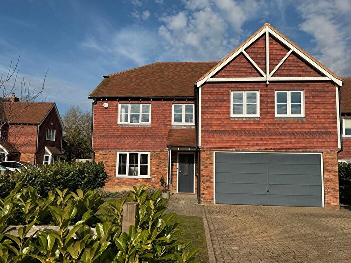 5 Bedroom Detached House For Sale In Fishers Road, Staplehurst, Staplehurst, Kent, TN12