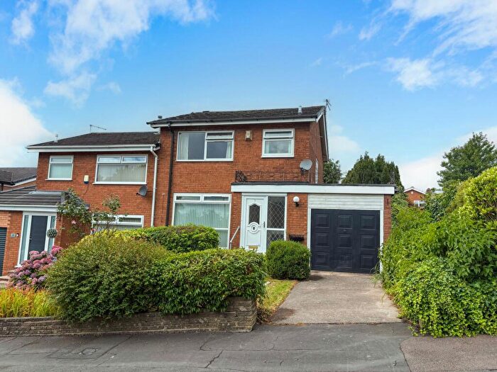 3 Bedroom Semi-Detached House For Sale In Moffat Close, Bolton, BL2