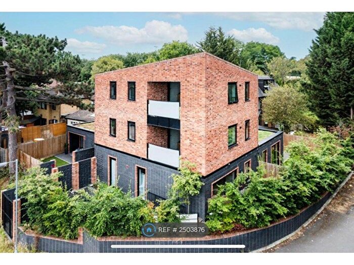 2 Bedroom Flat To Rent In Dunfield Road, Beckenham, SE6