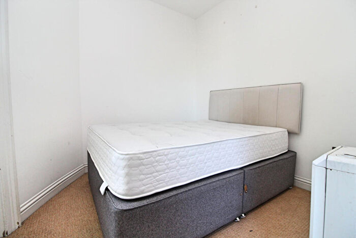1 Bedroom Apartment For Sale In Brunswick Road, Hove, BN3