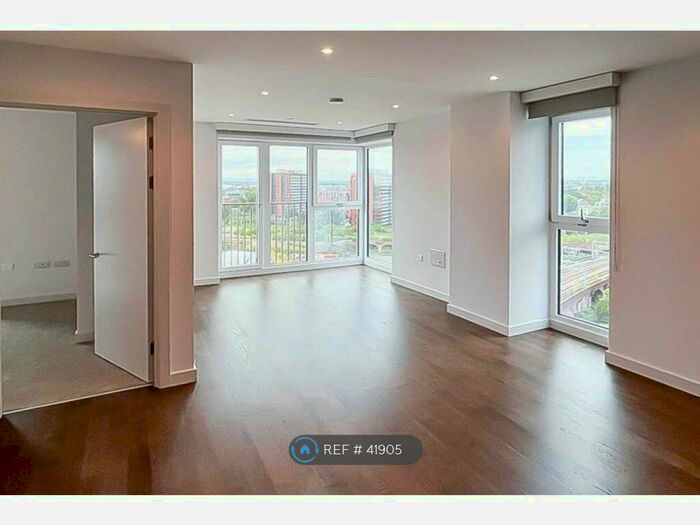 1 Bedroom Flat To Rent In Novella Apartments, Salford, M3