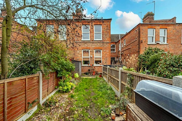 2 Bedroom Flat For Sale In Mersey Road, Lloyd Park, London, E17