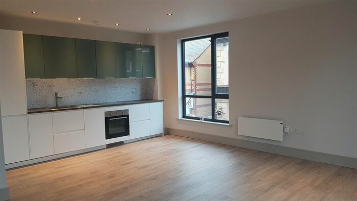 2 Bedroom Flat To Rent In Scotland Road, Warrington, WA1