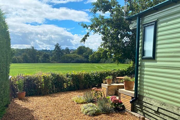 1 Bedroom Chalet For Sale In Rhos Park, Llandrindod Wells, LD1