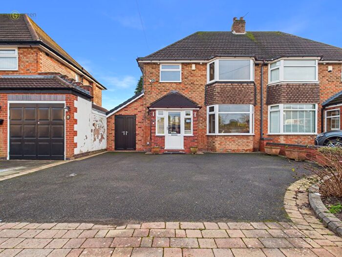3 Bedroom Semi-Detached House For Sale In Clayton Drive, Castle Bromwich, Solihull, B36