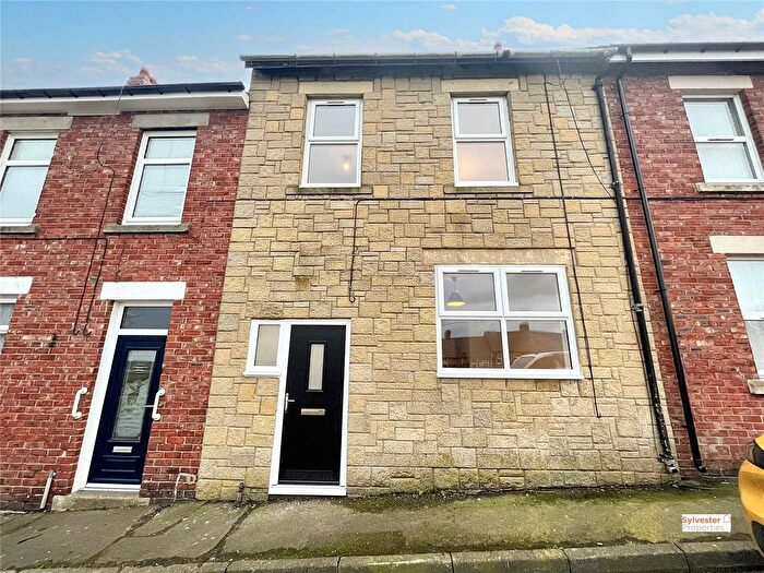 3 Bedroom Terraced House For Sale In William Street, Craghead, Stanley, DH9