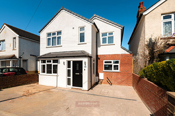 6 Bedroom House To Rent In Slough, SL1