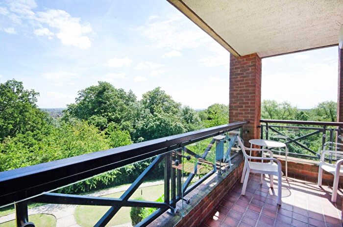 3 Bedroom Flat To Rent In Sudbury Hill, Harrow On The Hill, Harrow, HA1